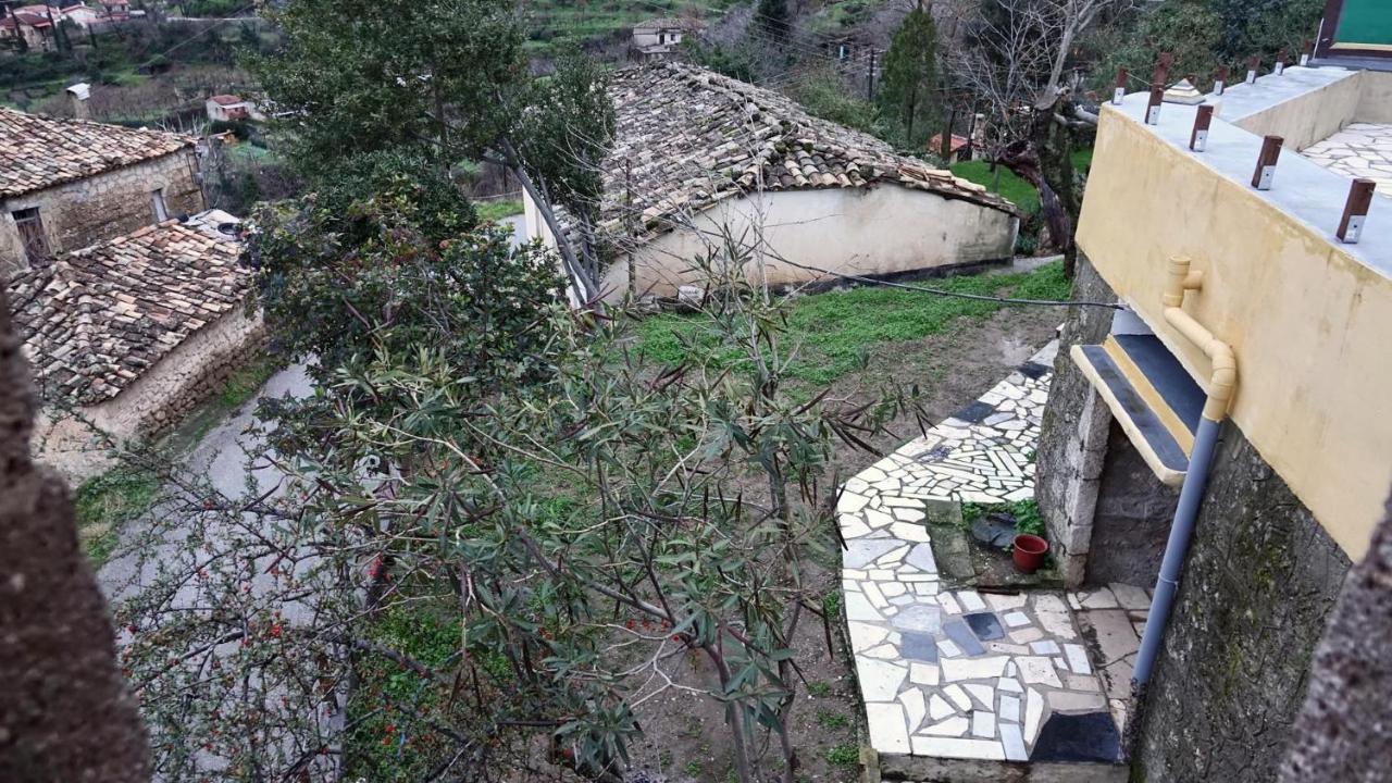 Вілла The Old Olive Mill House Aegae Екстер'єр фото